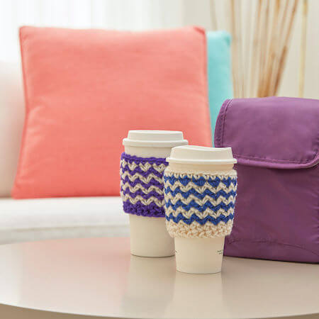 Zigzag Crochet Cup Cozy Pattern by Red Heart