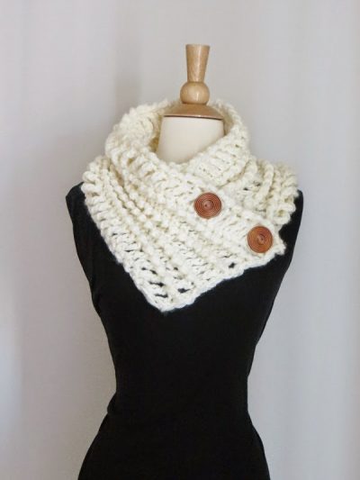 Button Cowl Crochet Pattern