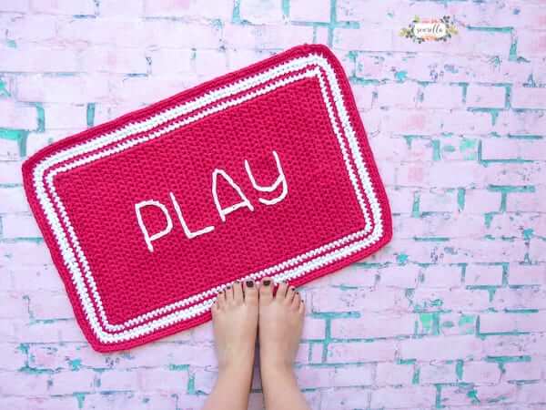 Crochet Outdoor Rug Pattern by Sewrella