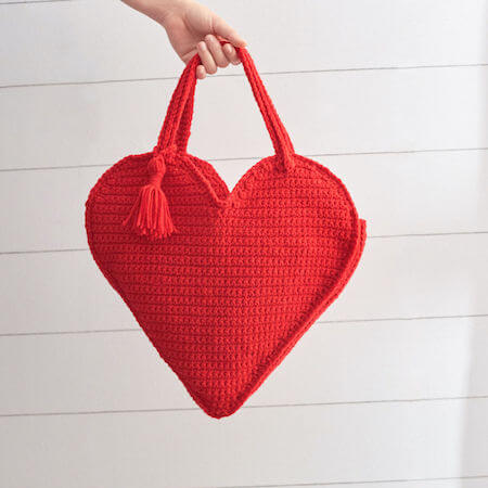 Heart Tote Bag Crochet Pattern by Red Heart