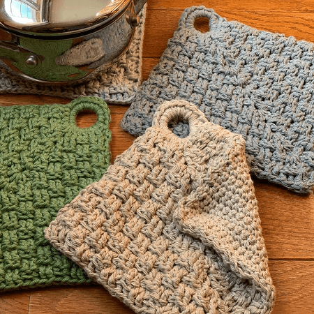 Basketweave Crochet Hot Pad Pattern by Crochet Hello