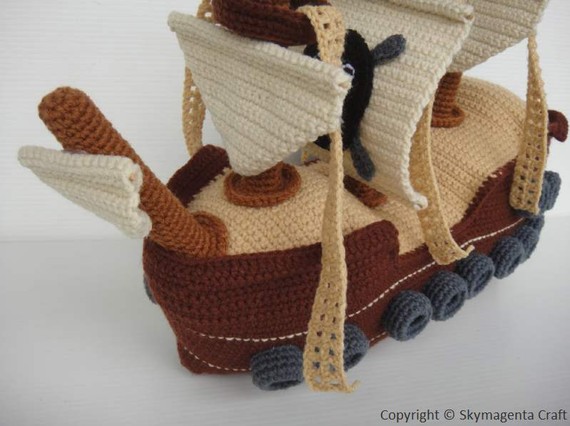 Crochet Pirate Ship