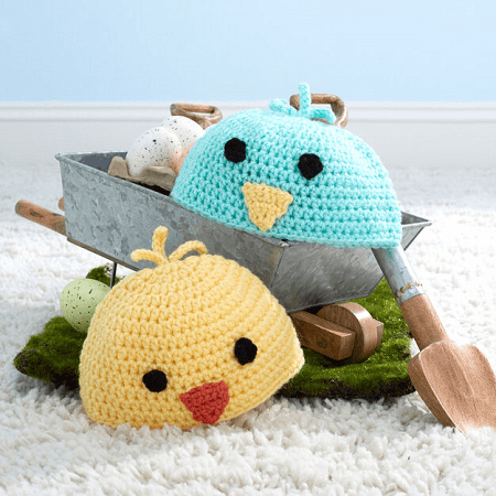 Baby Chick Hat Crochet Pattern by Yarnspirations