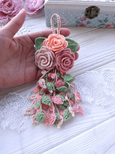 Crochet Rose Pattern by Vi Tasja