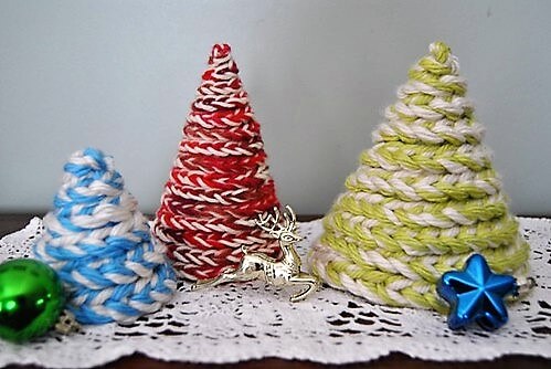 Chain Crochet Christmas Tree by Seams of Life