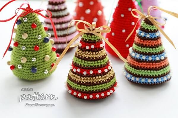 Little Colorful Crochet Christmas Tree Pattern by ZoomYummy