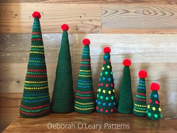 Crochet Christmas Tree Pattern by Deborah OLeary Patterns .