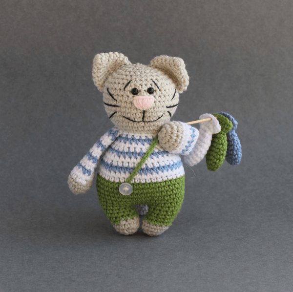 Fisherman Crochet Cat Pattern by PatternToybySandy