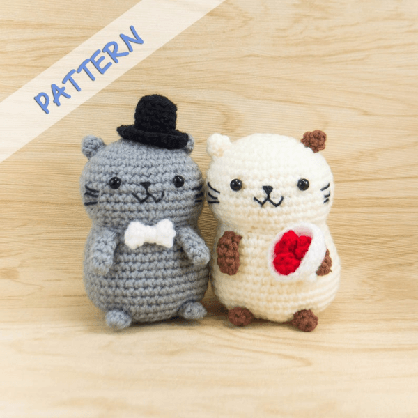Plush Couple Crochet Cat Pattern by SnacksiesHandicraft