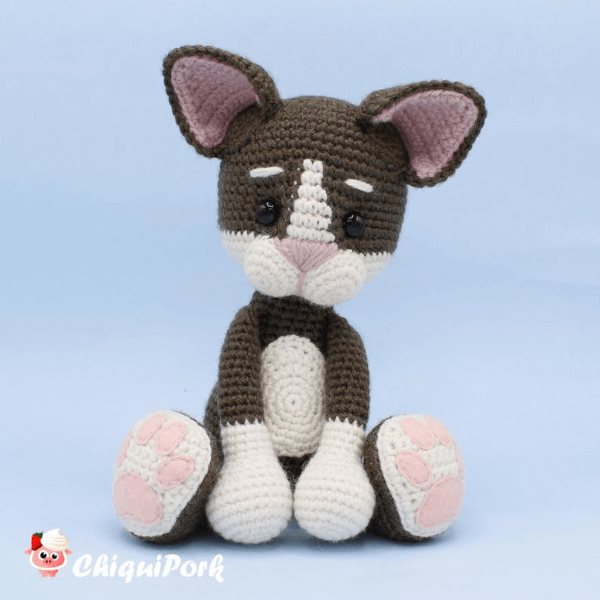 Tom the Crochet Cat Pattern by ChiquiPork