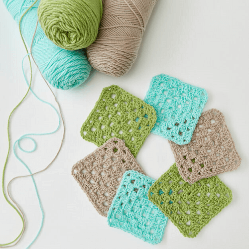 Easy Square Coasters Crochet Pattern by Red Heart