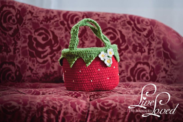 flower detail baby small strawberry crochet hand bag