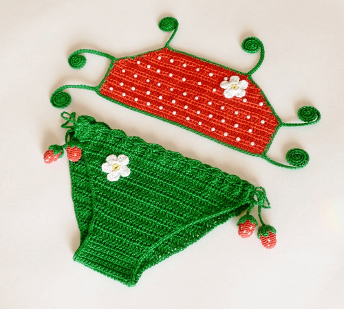 Crochet Strawberry Bikini Pattern by Luba Davies Atelier