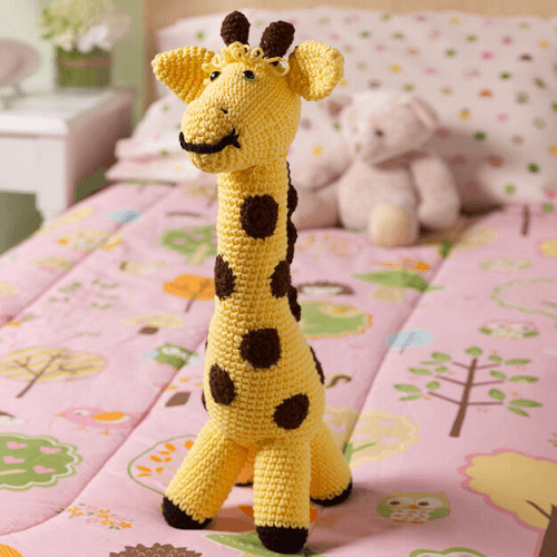 Crochet Giraffe Toy Pattern by Yarnspirations