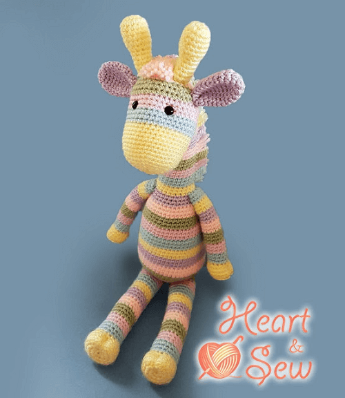 Free Crochet Giraffe Amigurumi Pattern by Heart And Sew
