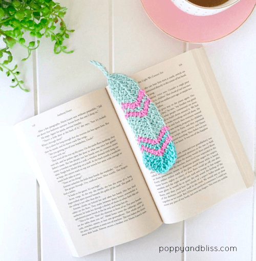 Tunisian Feather Bookmark Crochet Pattern by Poppy And Bliss