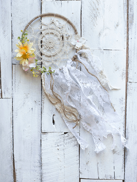 Crochet Dreamy Dreamcatcher Pattern by Megmade With Love