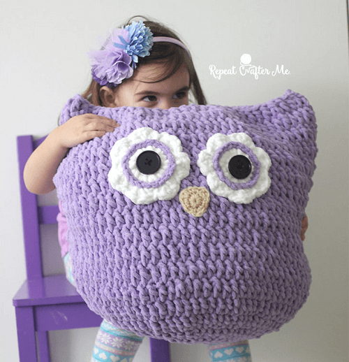 Crochet Oversized Owl Pillow Pattern by Repeat Crafter Me