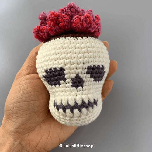 Crochet Skull Planter Pattern by Lulu's Little Shop