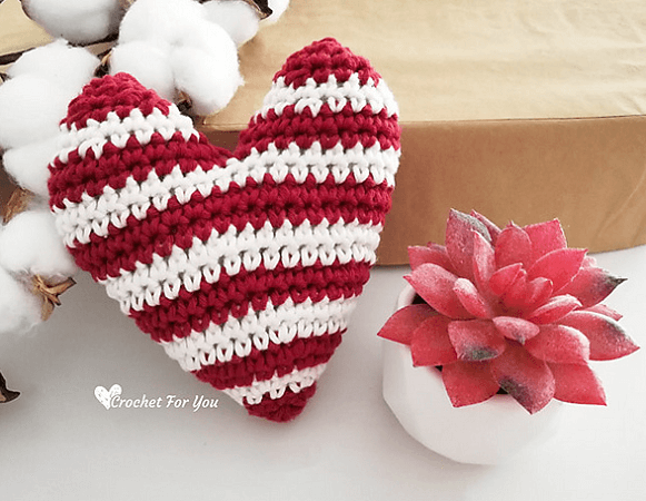 Crochet Striped Heart Amigurumi Pattern by Erangi Udeshika