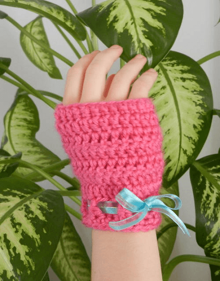 Easy Peasy Crochet Fingerless Gloves Pattern by Shawn Mosch