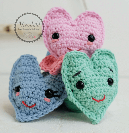 Free Crochet Heart Pattern by Yarnhild