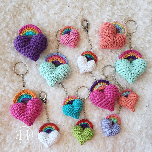 Heart & Bow Keychain Crochet Pattern by Handmade By Hennek