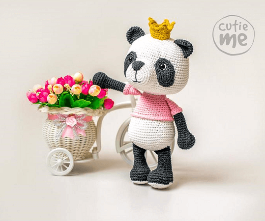 Susie, The Panda Crochet Pattern by Cutie Me Store