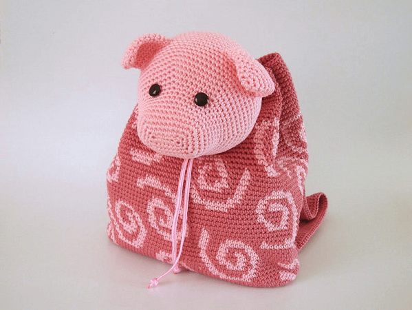 Crochet Pig Backpack Pattern by Chabe Patterns