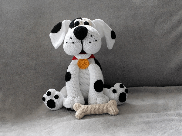 Dotty The Dog Crochet Pattern by Maschefuer Masche