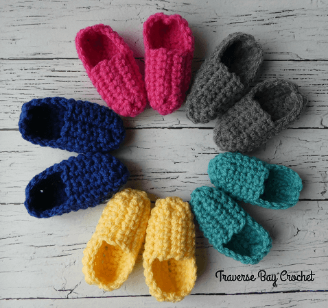 Easy Peasy Crochet Baby Booties Pattern by Traverse Bay Crochet