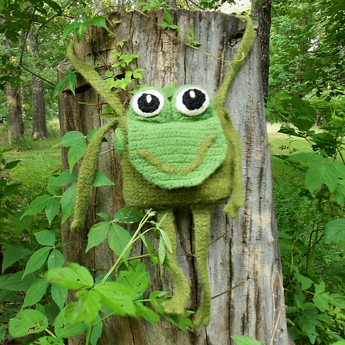  Frog Purse Crochet Pattern by Deborah E. Burger