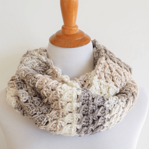 Infinity Scarf Crochet Pattern by Dabbles And Babbles