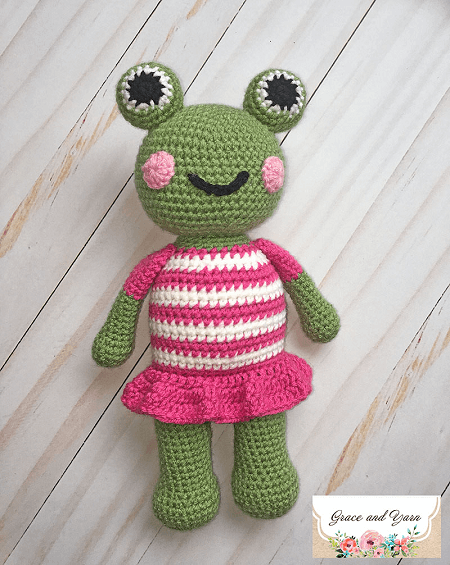 Mia, The Frog Free Crochet Pattern by Grace And Yarn