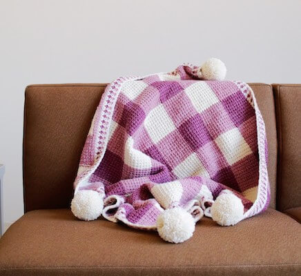 Gingham and Flowers Crochet Baby Blanket + Tutorial