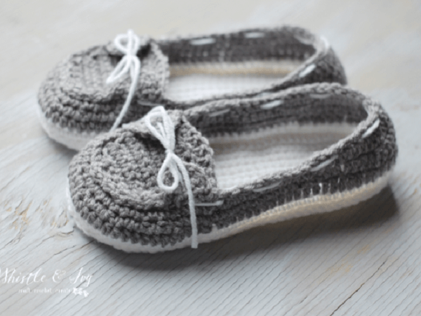 Women's Boat Slippers Crochet Pattern by Whistle And Ivy