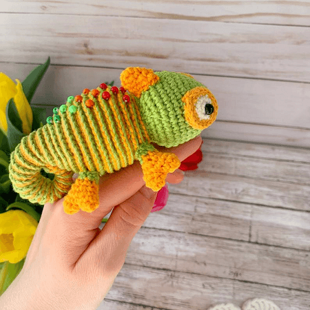 Amigurumi Chameleon Crochet Pattern by Julia Ka Pattern