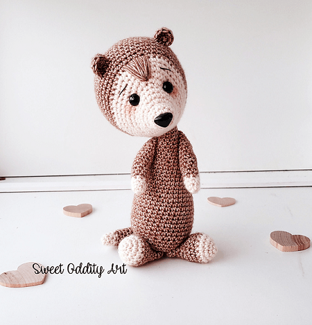 Crochet Ferret Pattern by Carolyne Brodie