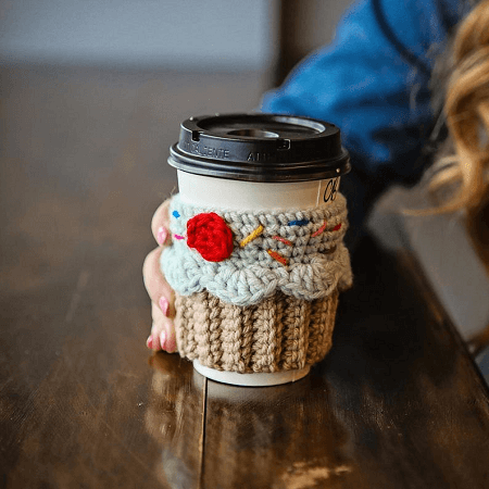 Cupcake Cup Cozy Crochet Pattern by Vonnie And Co