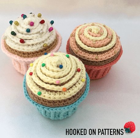 Cupcake Pin Cushion Crochet Pattern by Hooked On Patterns