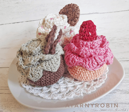 Cupcake Trio Crochet Pattern by A Yarny Robin