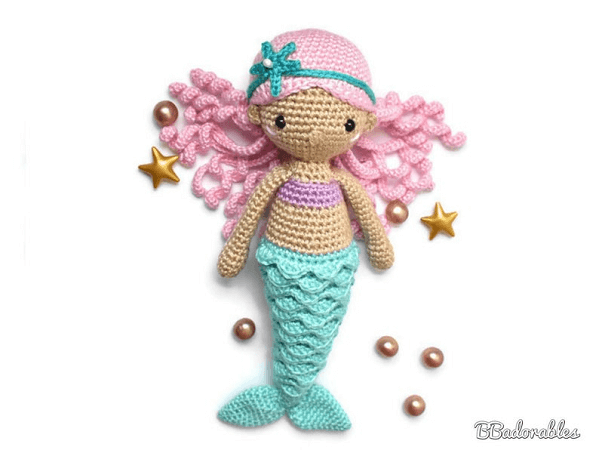 amigurumi mermaid doll