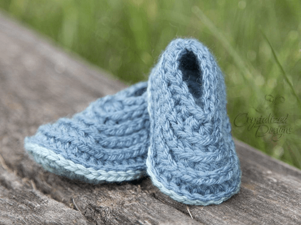 Ridged Baby Booties Crochet Pattern by Crystalized Design