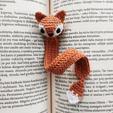 Simple Fox Bookmark Crochet Pattern by Yarn Wave Shop