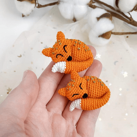 Sleeping Fox Brooch Crochet Pattern by Crochet Pattern By Lily