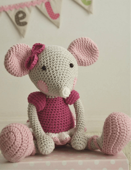 Ballerina Mouse Crochet Pattern by Lilleliis