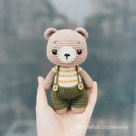 Bear Amigurumi Crochet Pattern by Little Fish Crocheteri
