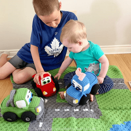 Crochet Vroomies Toys Playset Pattern by Holly's Hobbies Ptbo
