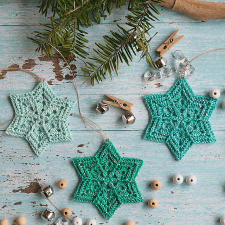 Flower Star Snowflake Crochet Pattern by Renata Saj