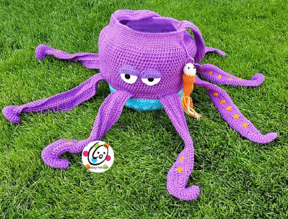 Gus, The Octopus Bag Crochet Pattern by Heidi Yates